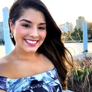 Meet your posher, Amanda ✨